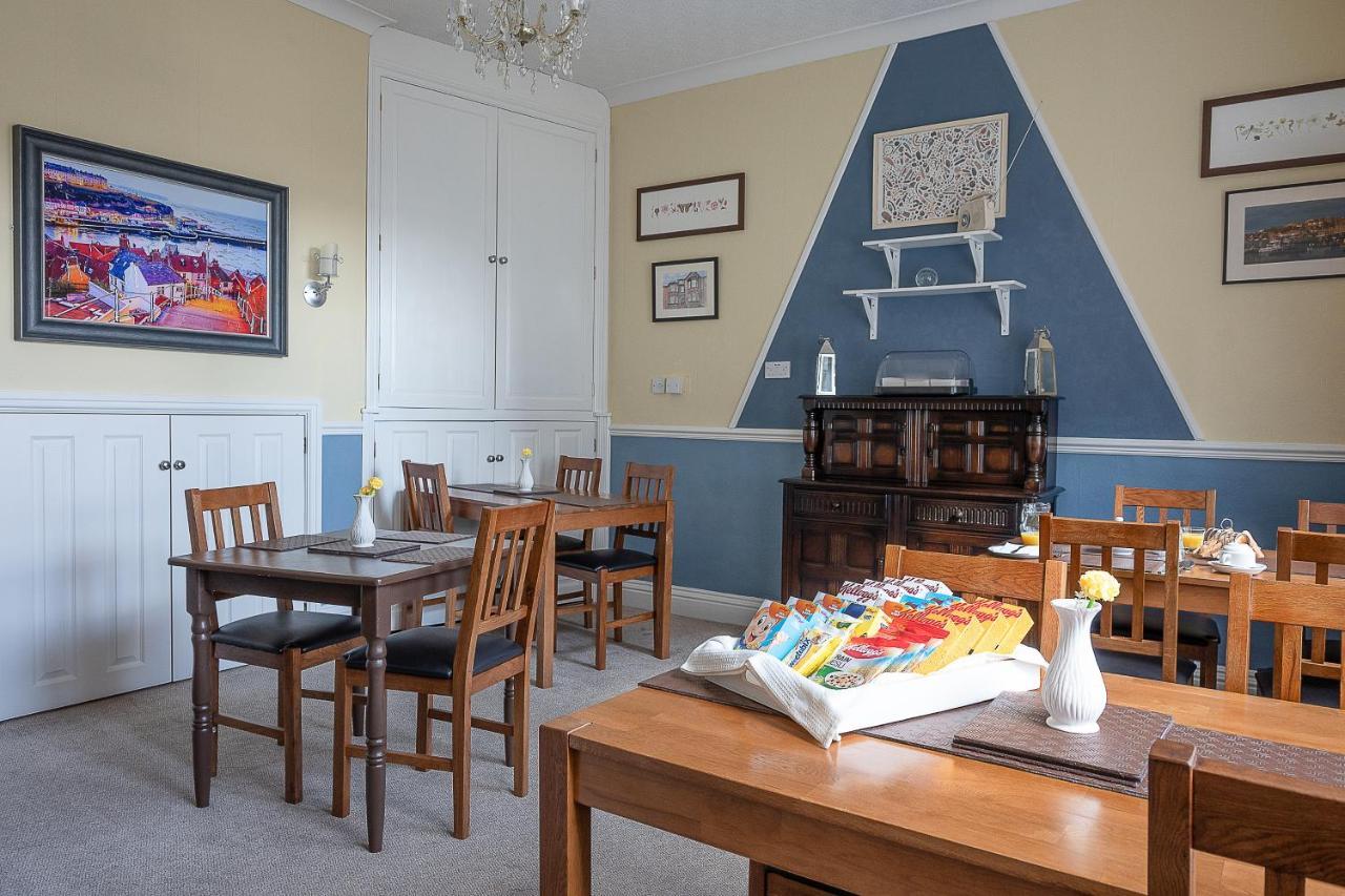 Crescent Lodge Guest House Уитби Екстериор снимка