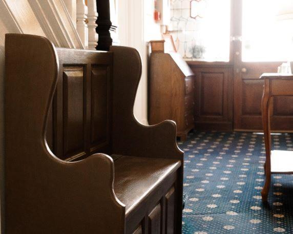 Crescent Lodge Guest House Уитби Екстериор снимка